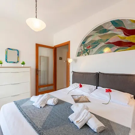 Apartment Kimera Del Parasio - Happy