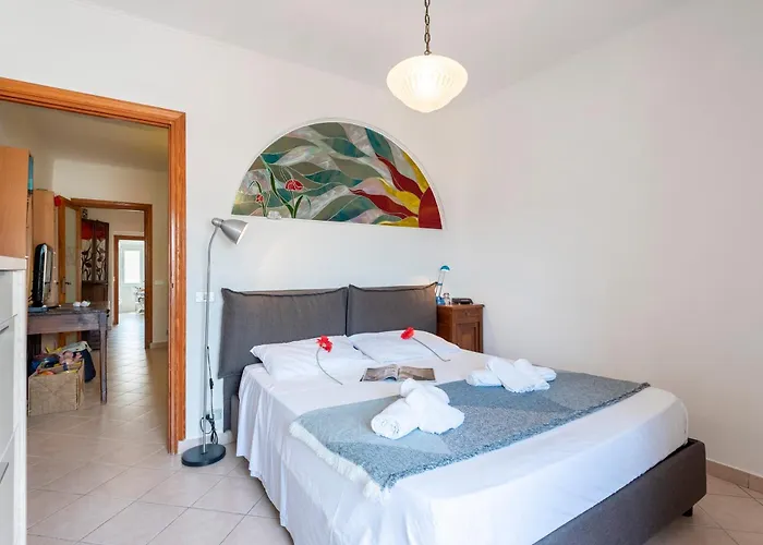 Kimera Del Parasio - Happy Apartment