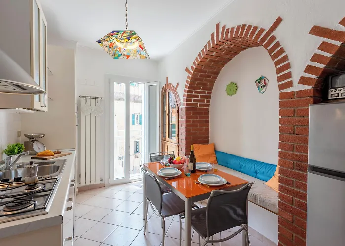 Kimera Del Parasio - Happy Apartamento